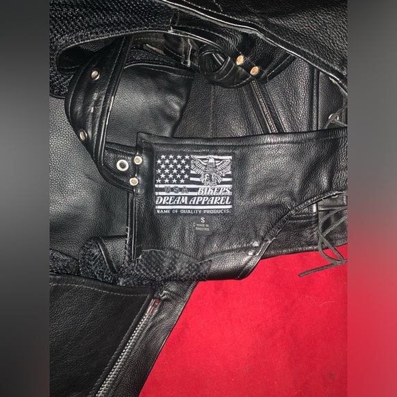 *Leather Riding Essentials* - Picture 4 of 7